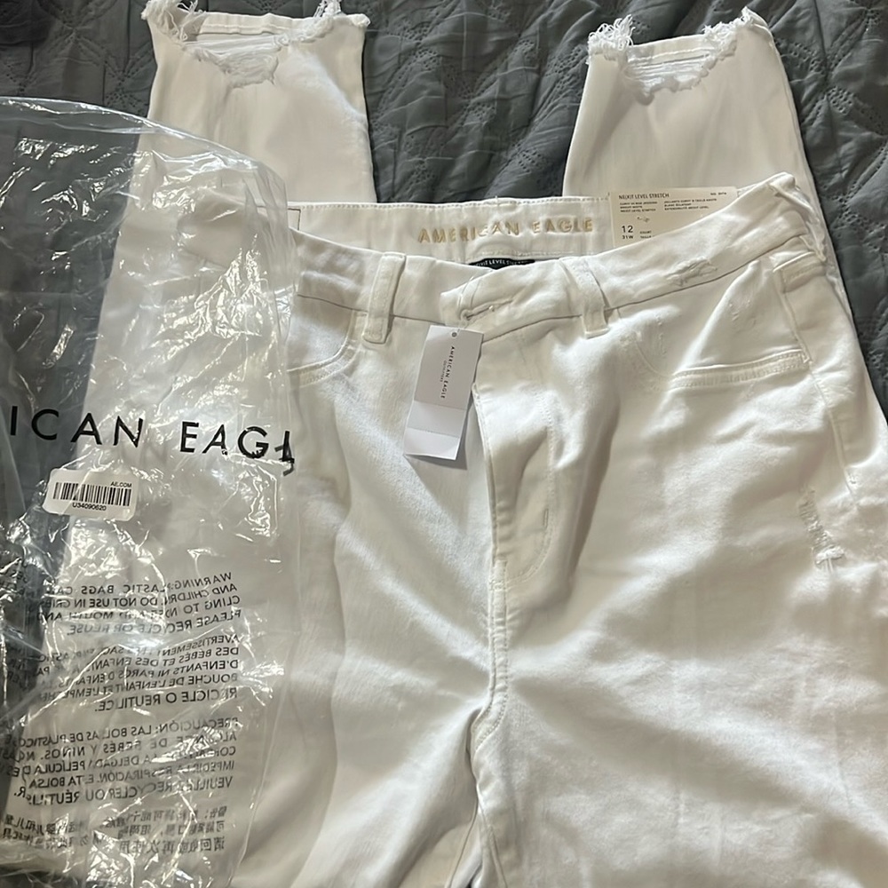 NWT American eagle womens next level stretch curvy high rise jegging. Size 12